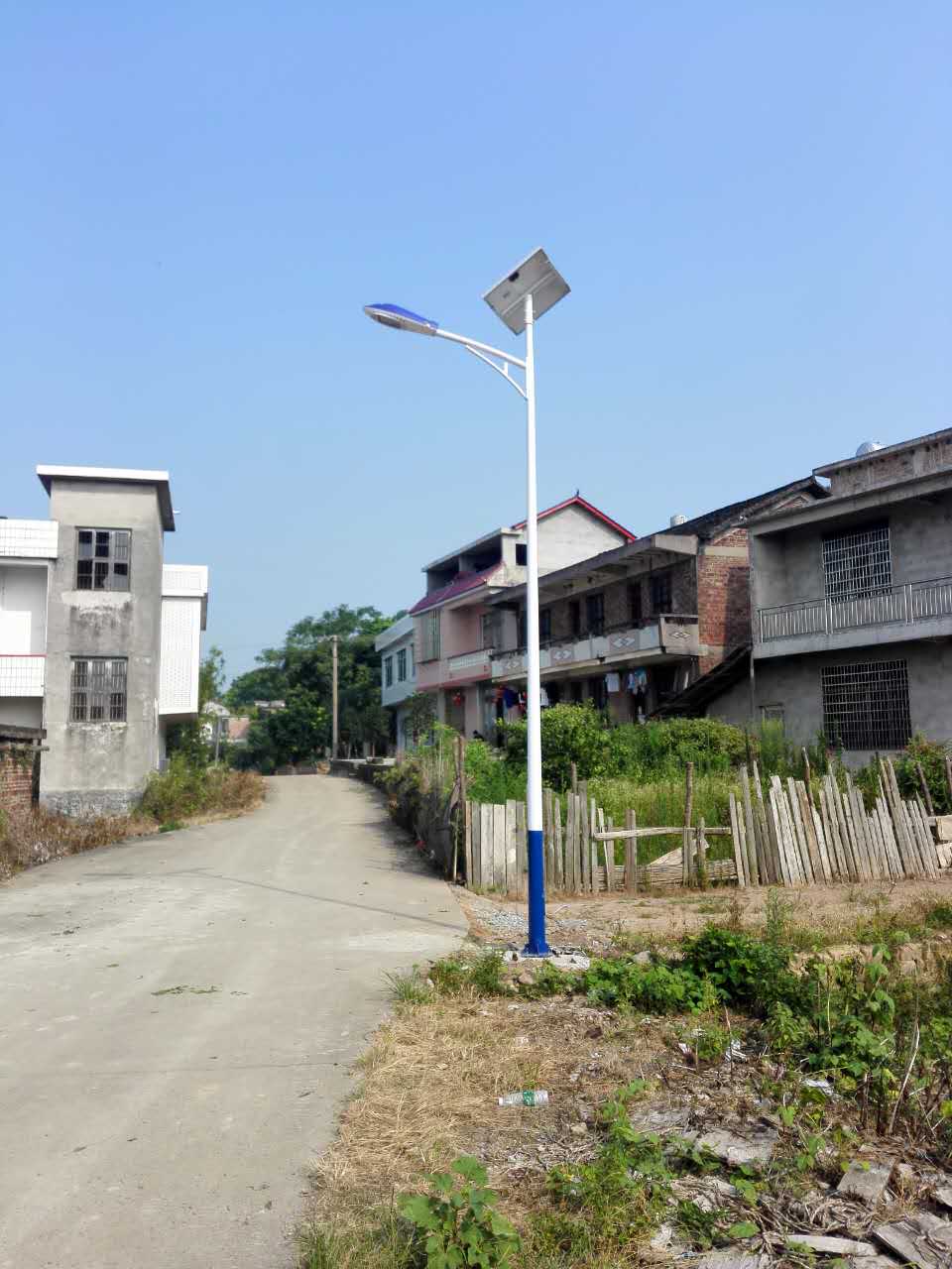 湖北襄樊襄阳太阳能路灯品牌 led户外照明厂家