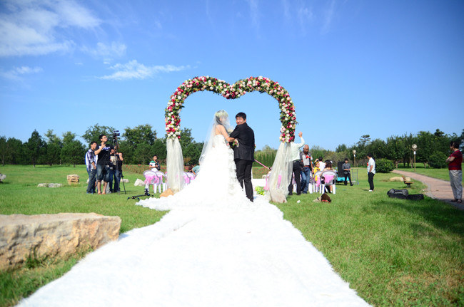 东莞MV制作报价，婚礼跟拍摄影摄像
