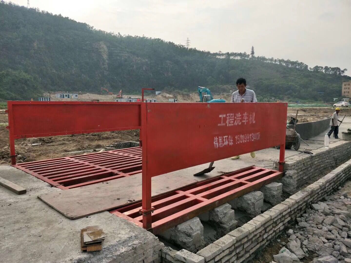桂林市永福工地門口洗車機-新產品-洗車槽一體機