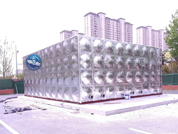 冷却塔的维护 工业用玻璃钢冷却塔与一般用空调设备制冷冷却塔