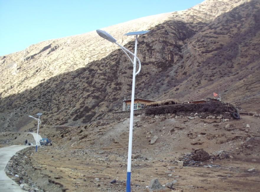 西藏农村太阳能路灯厂家批发