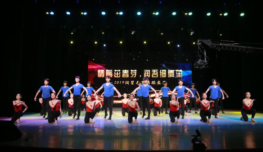 2020济南舞蹈艺考培训集训班，舞蹈艺考集训学校怎么选，价格