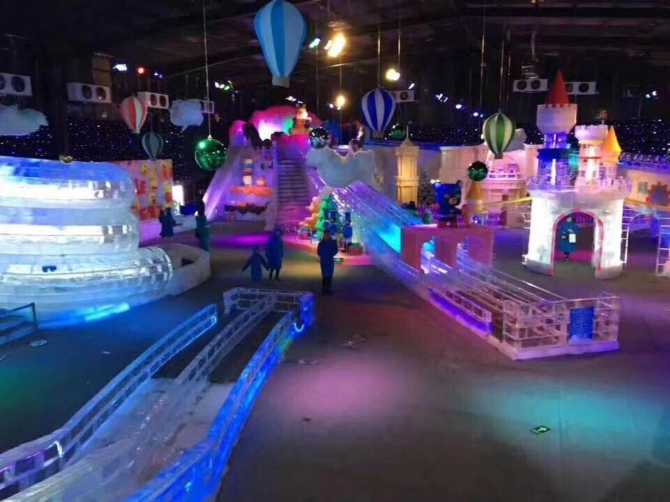 巴彦淖尔冰雕展2019