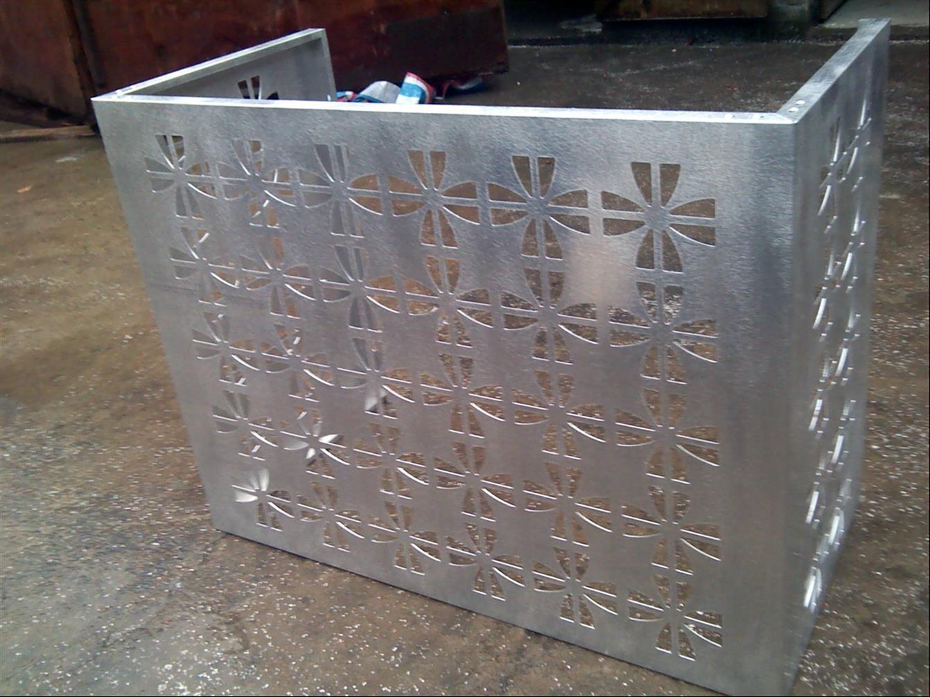 珠海专业生产冲孔铝单板