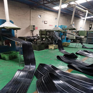 甘青宁橡胶止水带中埋式 被贴式 钢边生产厂家规格齐全