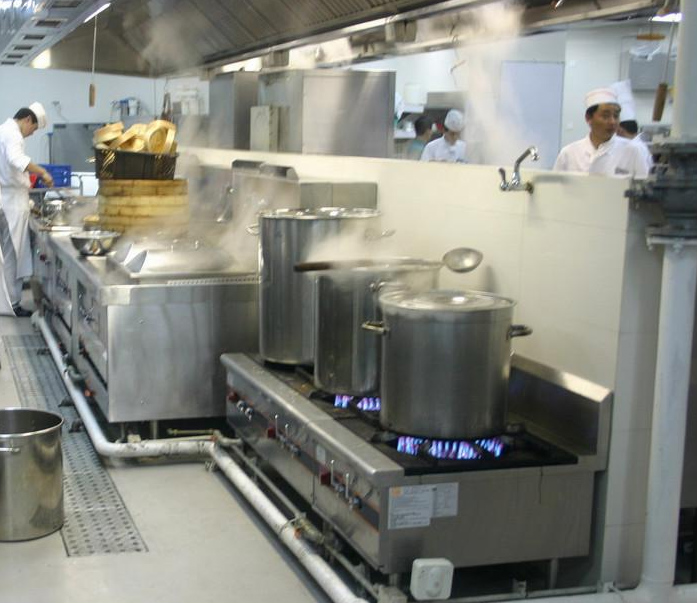专注炒炉、蒸炉、煲汤炉等各类型炉灶维修和检测 2、旧厨房设备改造换设计，承接大小厨房工程