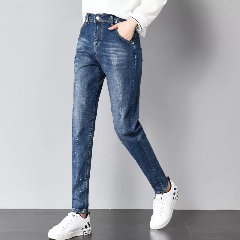 广州找便宜牛仔裤厂家直批订单尾货5元韩版小脚牛仔裤