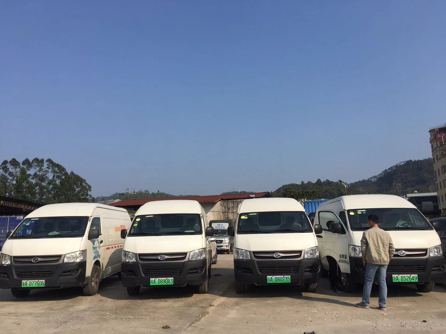 广州租车拉货九龙新能源面包车对接大型货运平台，轻松月收入过万