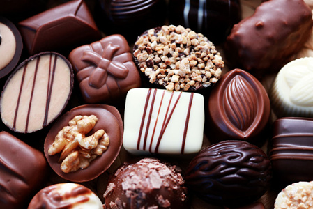 进口巧克力怎么清关呢，巧克力进口报关食品进口报关
