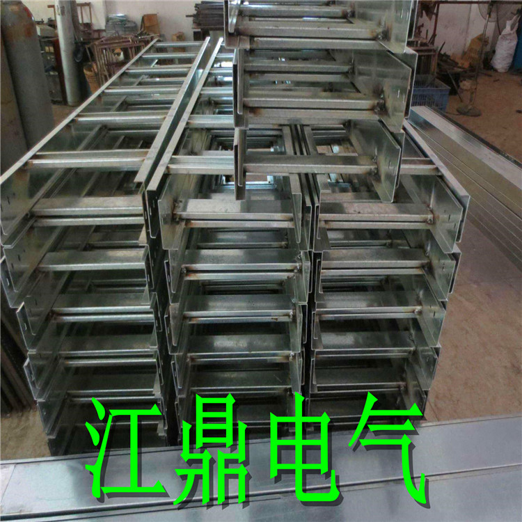 广东深圳广东惠州大量现货供应梯式槽式桥架150*100**