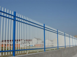 河北金舟厂家直销大量现货绿色护栏网 B型三横栏护栏网