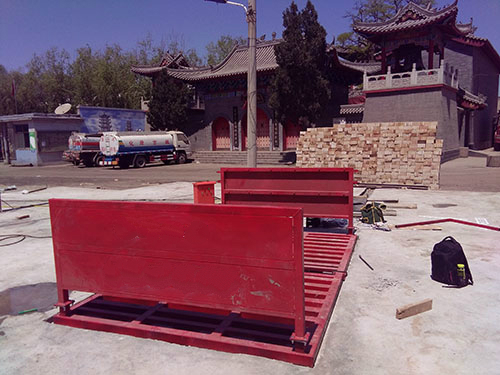 桂平市建筑工地车轮洗车机