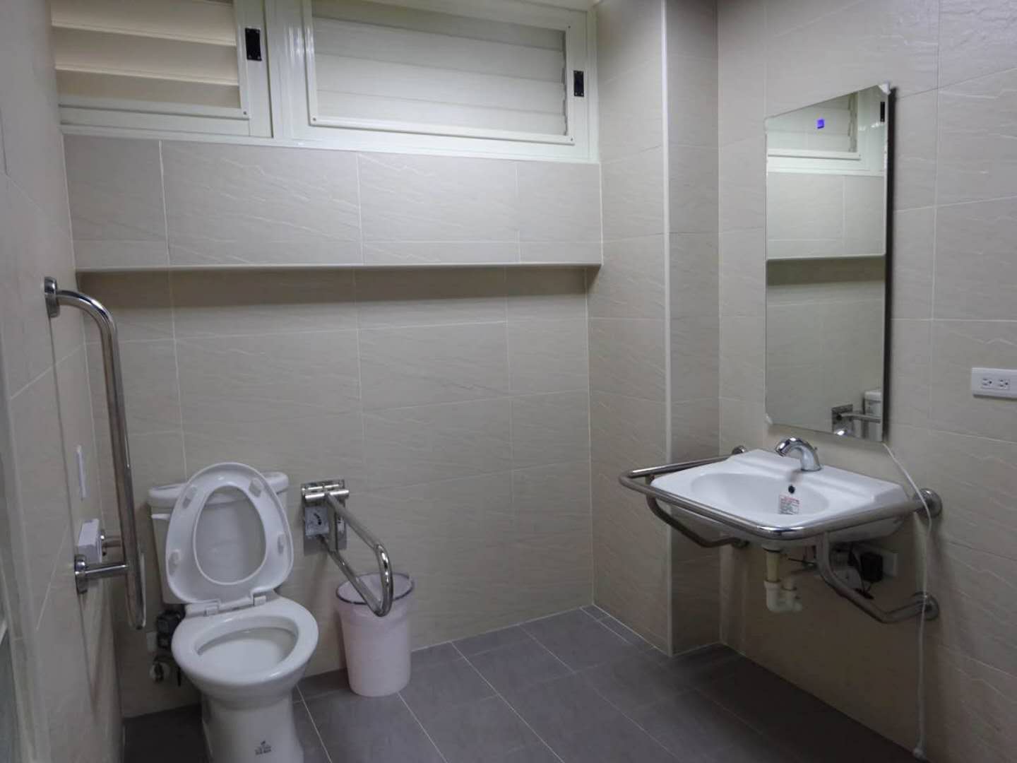 九江那里有移动式厕所定制厂家 移动式公厕