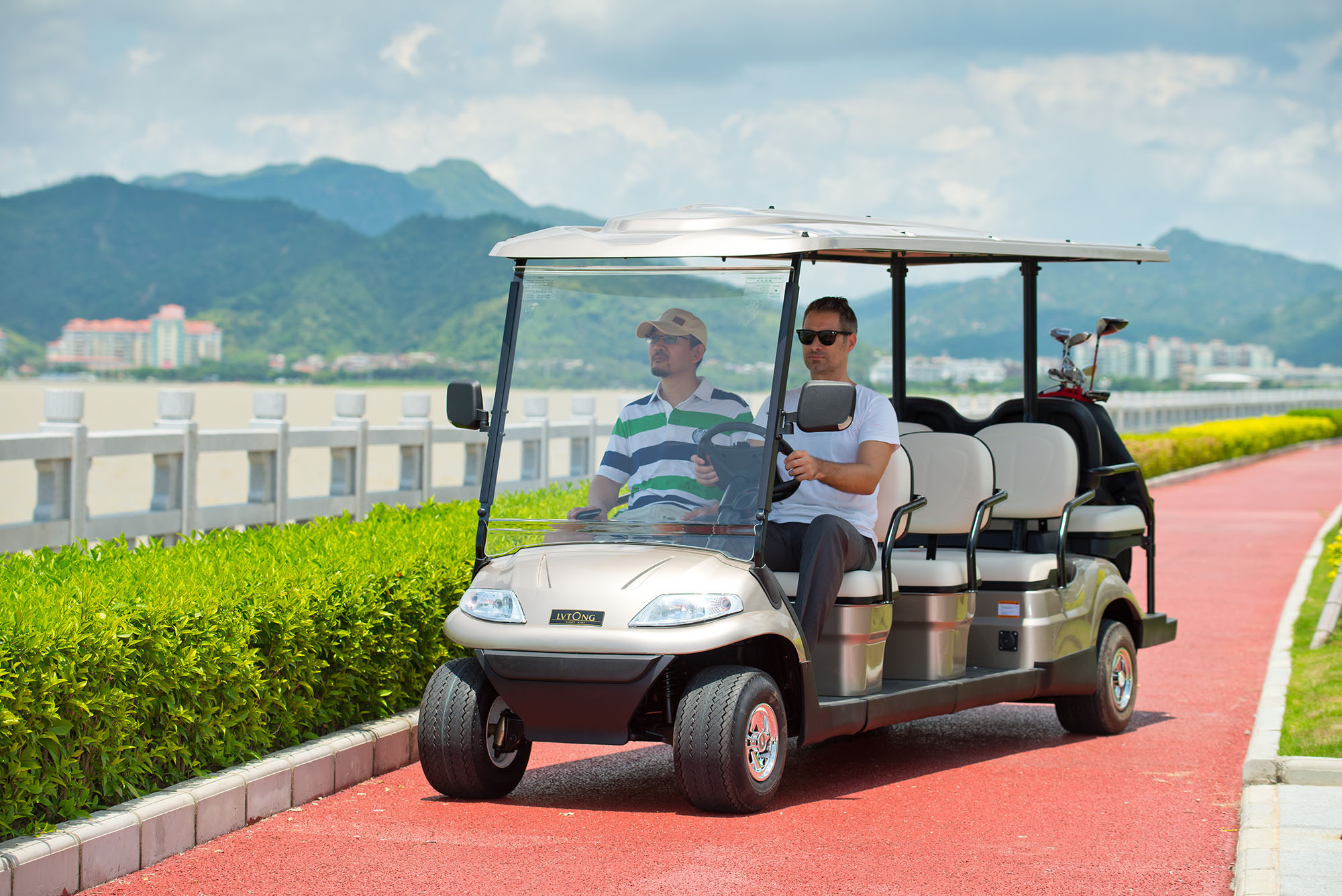 绿通新款LT-A627.4+2 电动高尔夫球车南京厂家销售