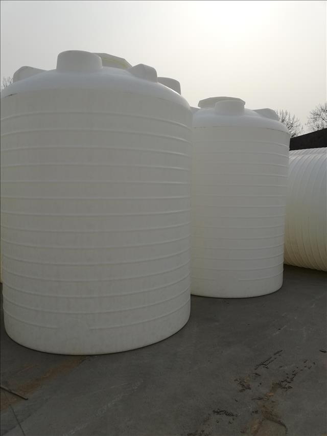 庆阳塑料容器 PE水箱 果园储水箱 农药灌溉水箱 一次成型 安装简单