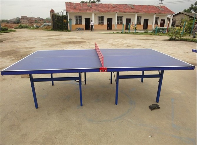 乒乓球桌厂家供应广西区内各地室内乒乓球桌可折叠