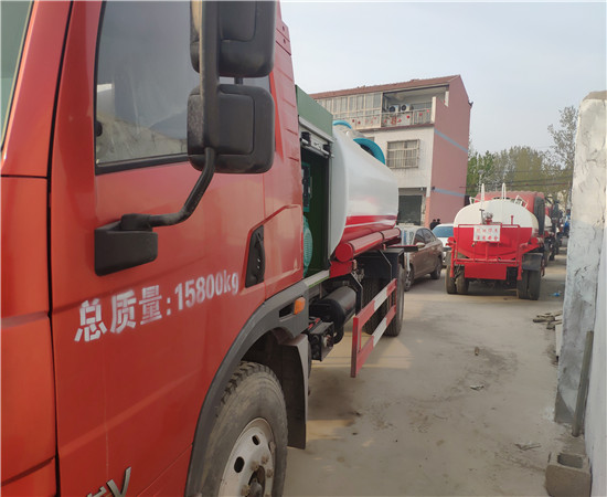 云南省卖洒水车工厂维修售后服务