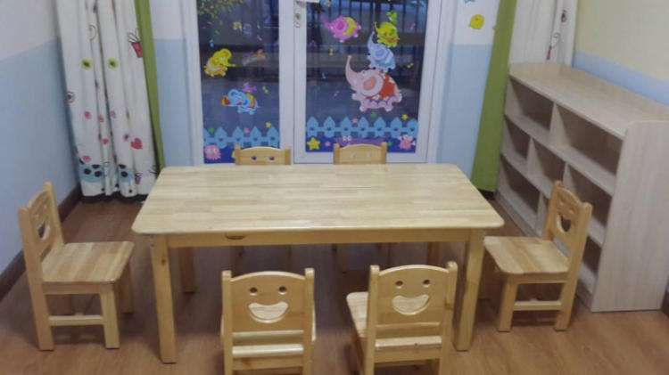 重庆**幼儿园实木桌椅/儿童课桌椅定做，安全环保