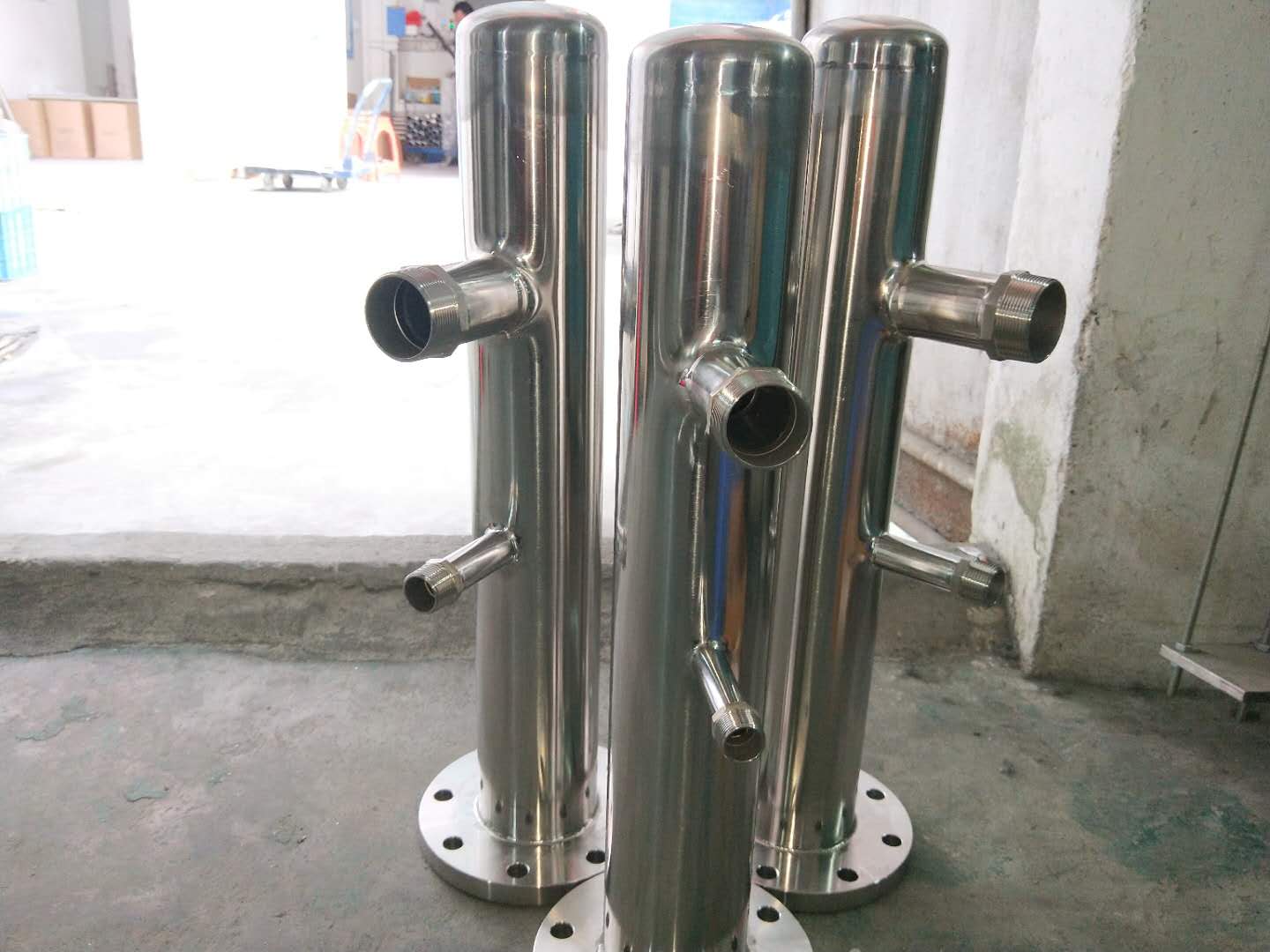 不锈钢分水器/稳流器/水表立柱