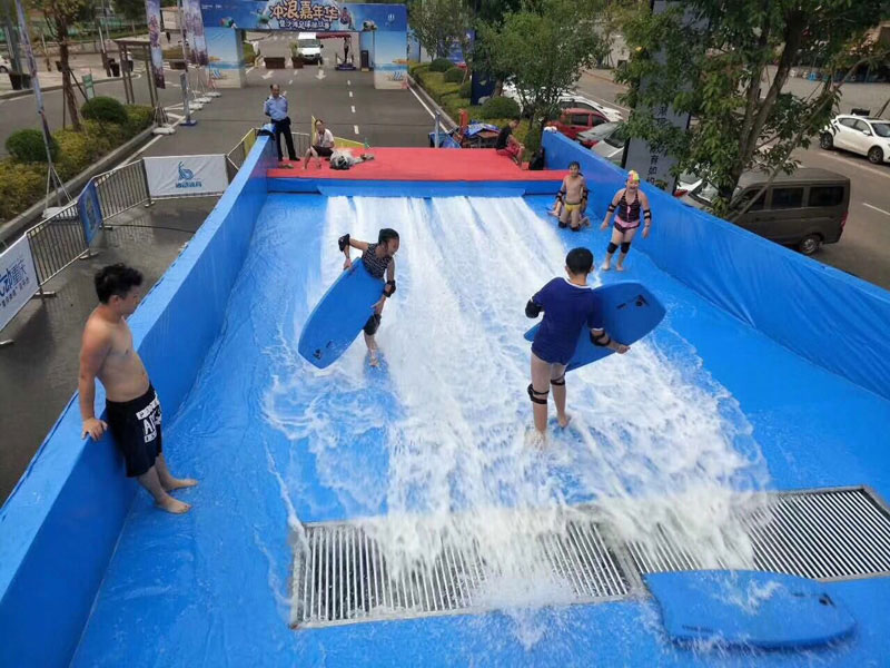 扬州巨旗展览--水上滑板冲浪