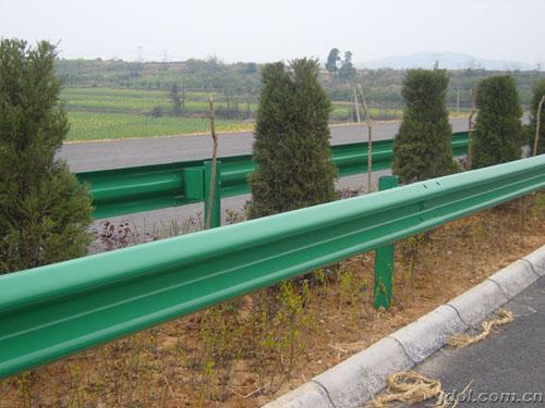 忻州专业生产C型波形护栏