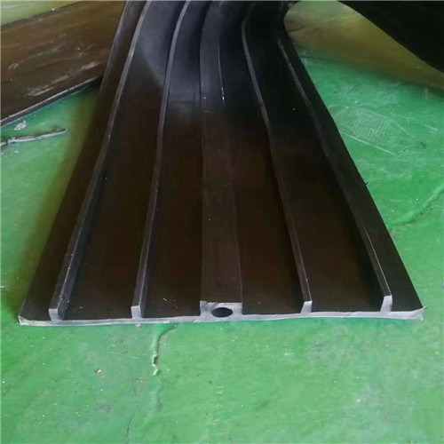 天津钢板腻子止水带,橡胶止水带的连接方法,丁基橡胶钢板腻子止水带400mm