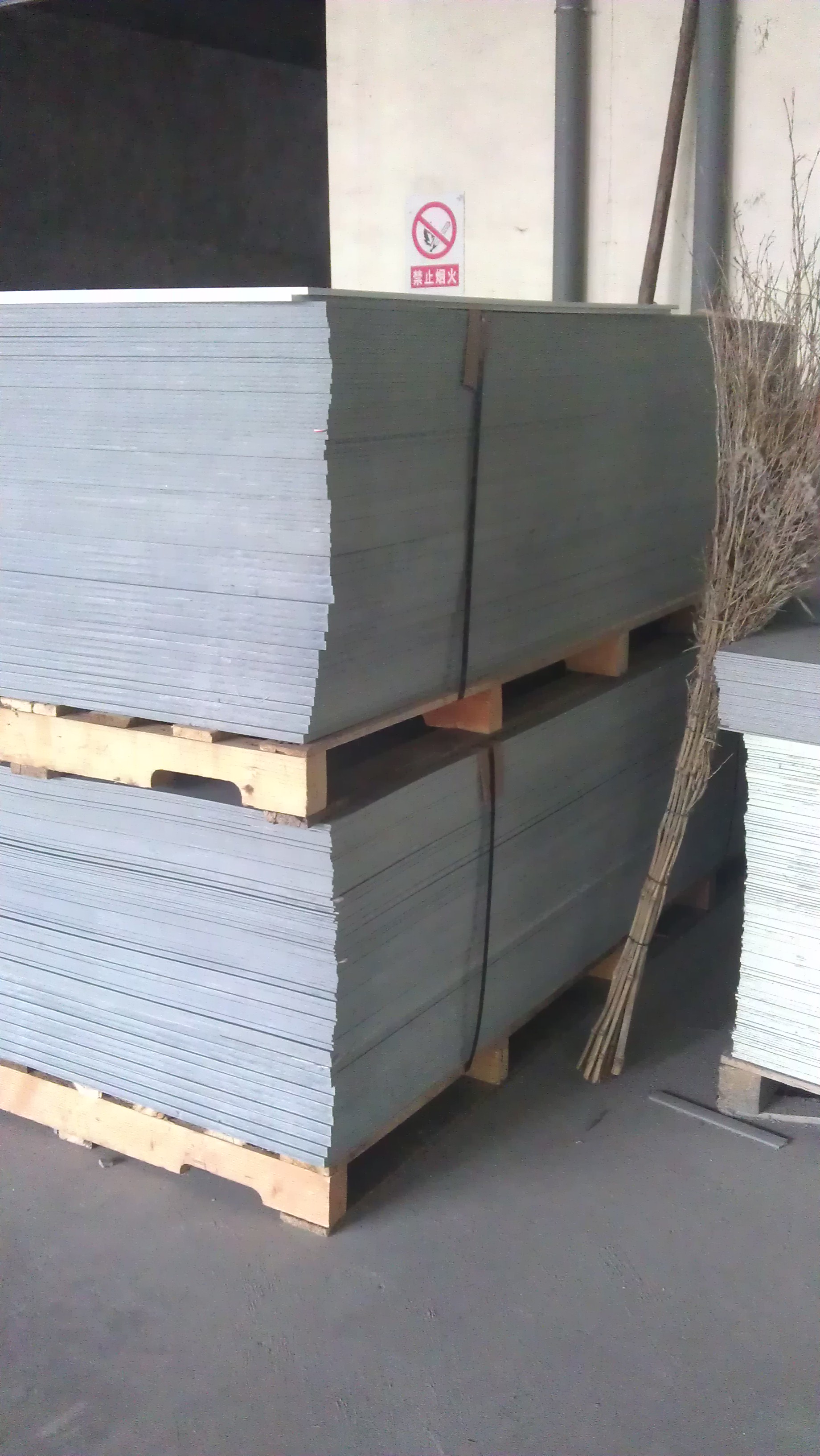 聚氯乙烯挤压板 PVC塑料板 PVC厚板 PVC彩板