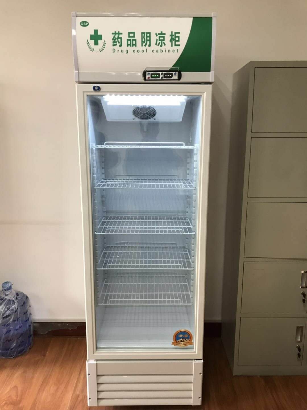 美创厂家直销立式冷藏箱（冰柜）阴凉箱