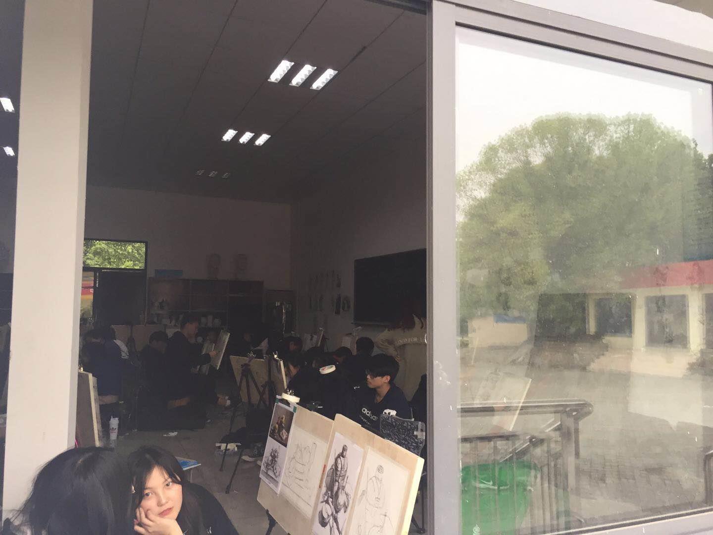武汉艺术学校是公办还是民办 武汉华中艺术学校