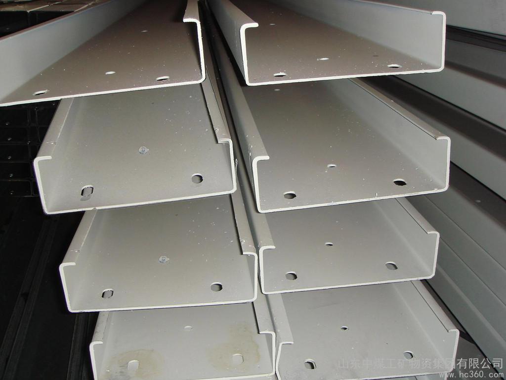 钢结构C型钢檩条 可零售批发 云南C型钢型号