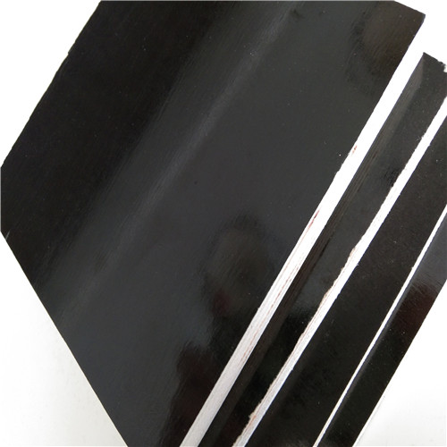 杨木覆膜板专业生产杨木覆膜板双面可用防水博汇杨木覆膜板
