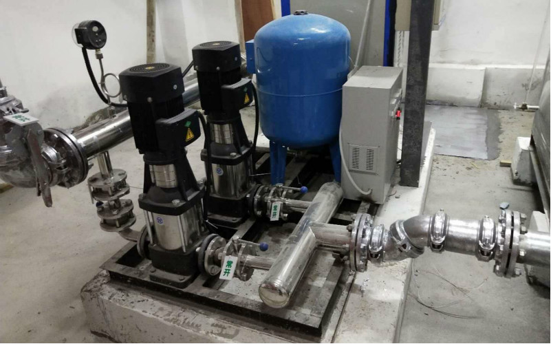 盐湖厂家供应无负压变频供水设备箱泵一体化