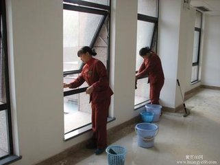 建邺区南湖公园保洁公司 新装修店铺保洁 清洗玻璃工程保洁