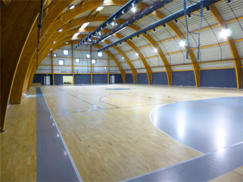 厂家批发篮球体育木地板价格