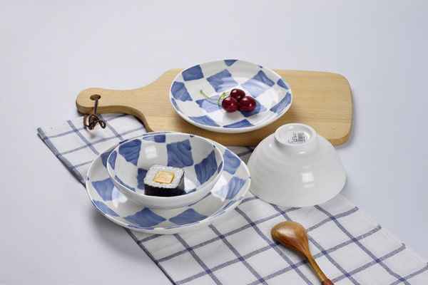 日式精美陶瓷餐具