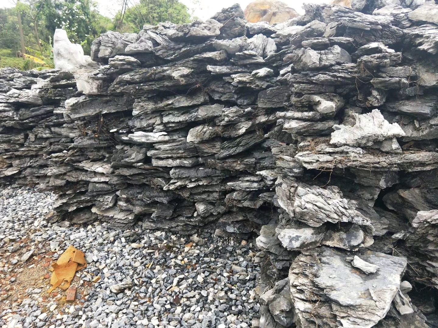 假山石摆设 假山石工程案例 假山石种类图片 万吨假山石促销价出