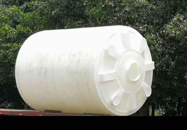 广西10吨塑料水塔酸碱储罐价格