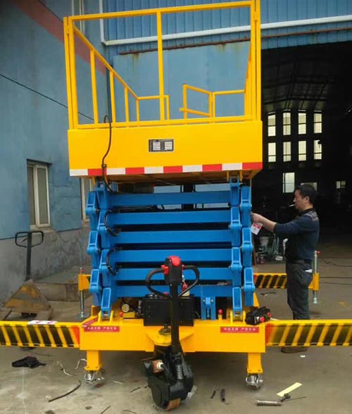 无锡移动式登车桥厂家 卓钢升降机械供应