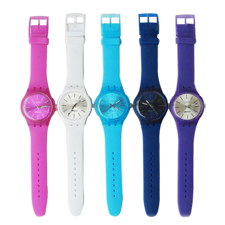 外贸货源厂家定制新款硅胶材质swatch石英手表