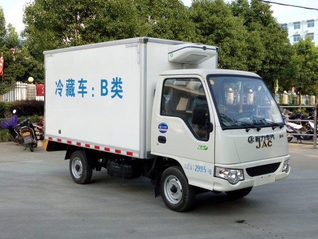 江淮康铃3.1米厢长小型冷藏车