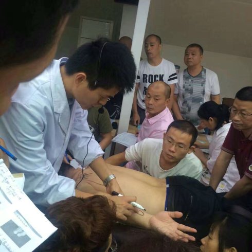 张振听 张振听