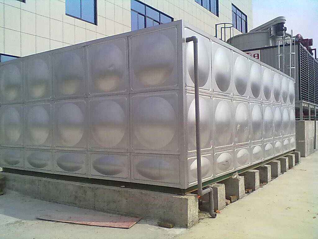 玻璃钢生活消防水箱 大型水箱安装方便​​