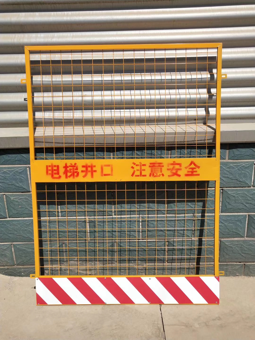 工地施工电梯安全围栏 电梯井防护围网 电梯井防护围网