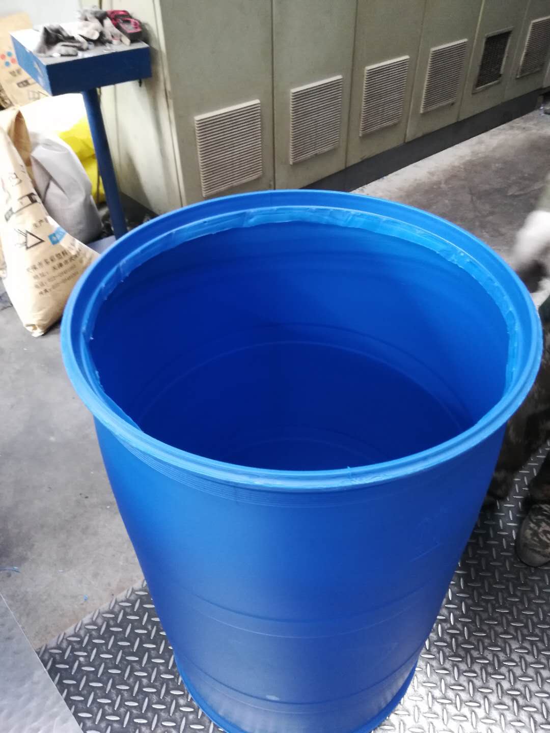 永固塑料桶200升塑料桶化工包装桶生产厂家