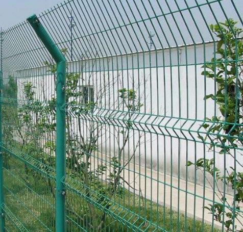 供青海西宁花园护栏网|格尔木铁路护栏网厂家