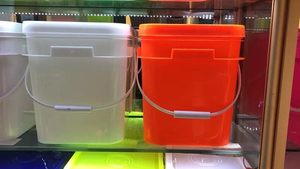 沧州塑料桶生产厂家 20公斤塑料桶 20升方形塑料桶