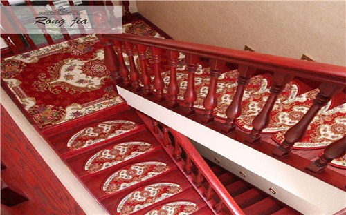 昆明800克涤纶印花地毯定做 云南昆明紫禾地毯厂家供应