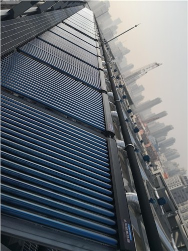 江苏优良U型管太阳能上门安装 来电咨询 力帮供应