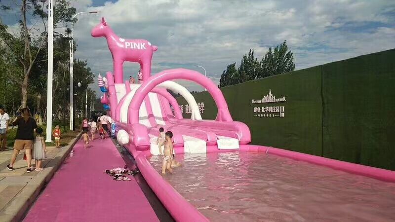 夏日水上配套设备租赁_粉红滑道儿童水上乐园