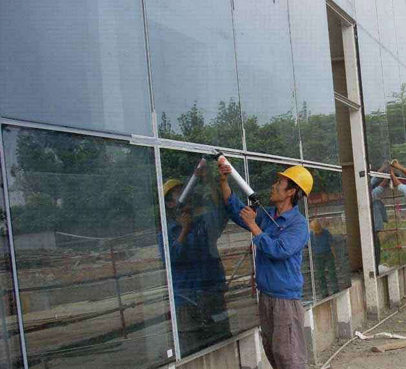 幕墙玻璃更换拆卸、打玻璃胶